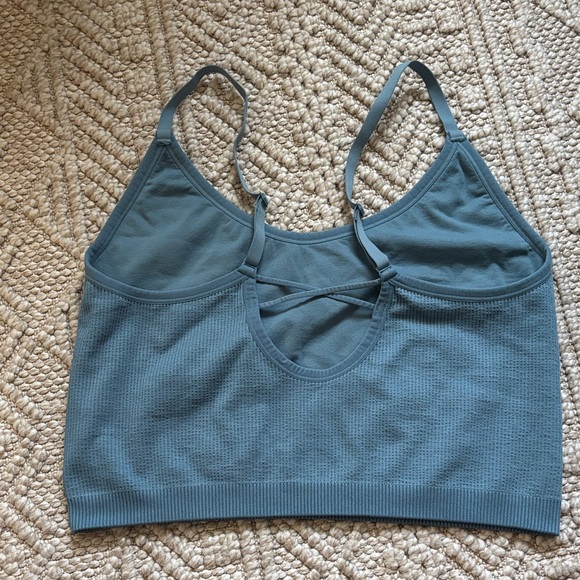 Colsie Blue Ribbed Crop Top - Picture 3 of 3